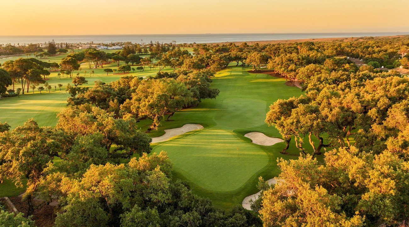 Aerial view of the 4th hole at the Real Club de Golf Sotogrande (credit © Real Club de Golf Sotogrande)